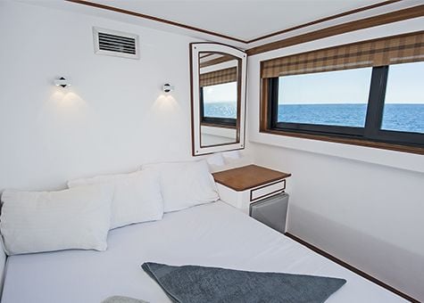 Interior boat wrapped in high gloss white 3M 2080 vinyl